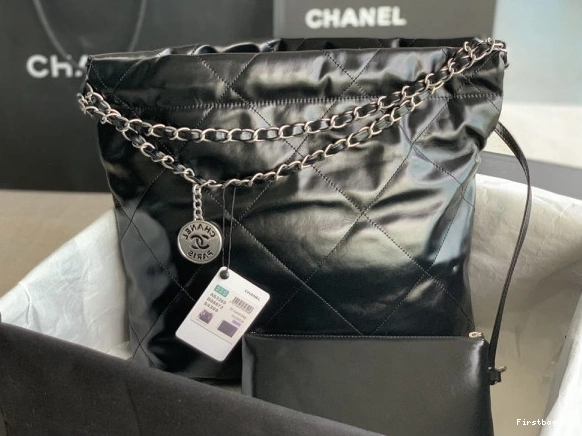 First Bag Ru HANDBAG 22 CHANEL SMALL 0822